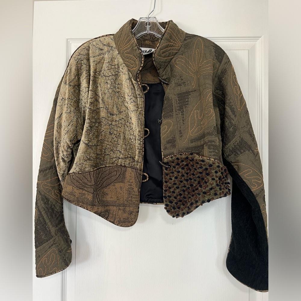 Treadle Design Room Tapestry Patch Jacket - Vinta… - image 1